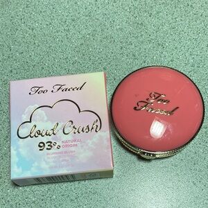 Too Faced Cloud Crush Blurring Blush - Golden Hour in Pink Compact